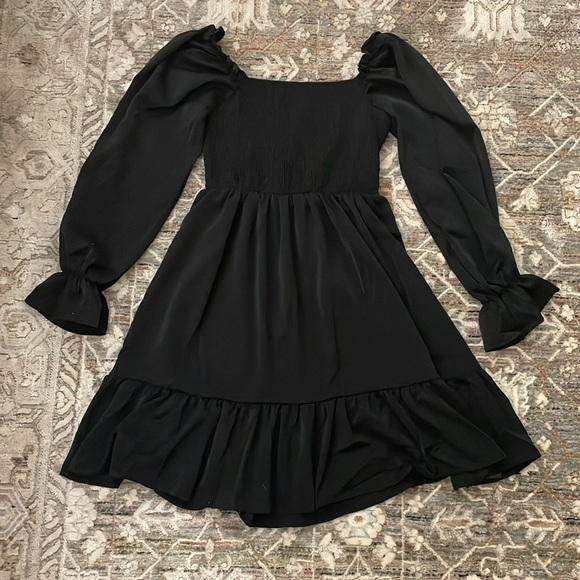 SHEIN Dresses & Skirts - ❌ SOLD ❌ Black puff sleeve midi dress